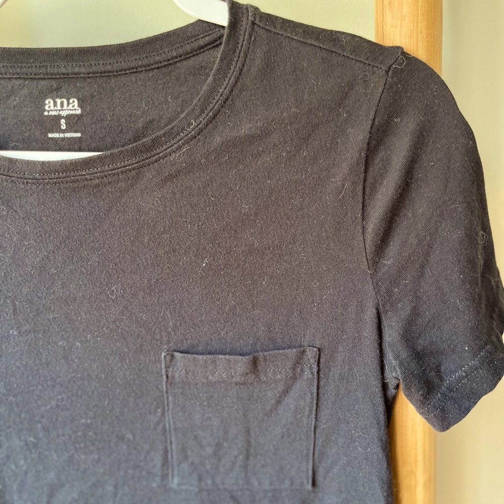 Ana pocket tee t shirt dress! Black! Small!